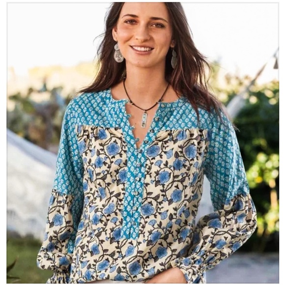 Sundance Tops - Sundance Floral Peasant Boho Top